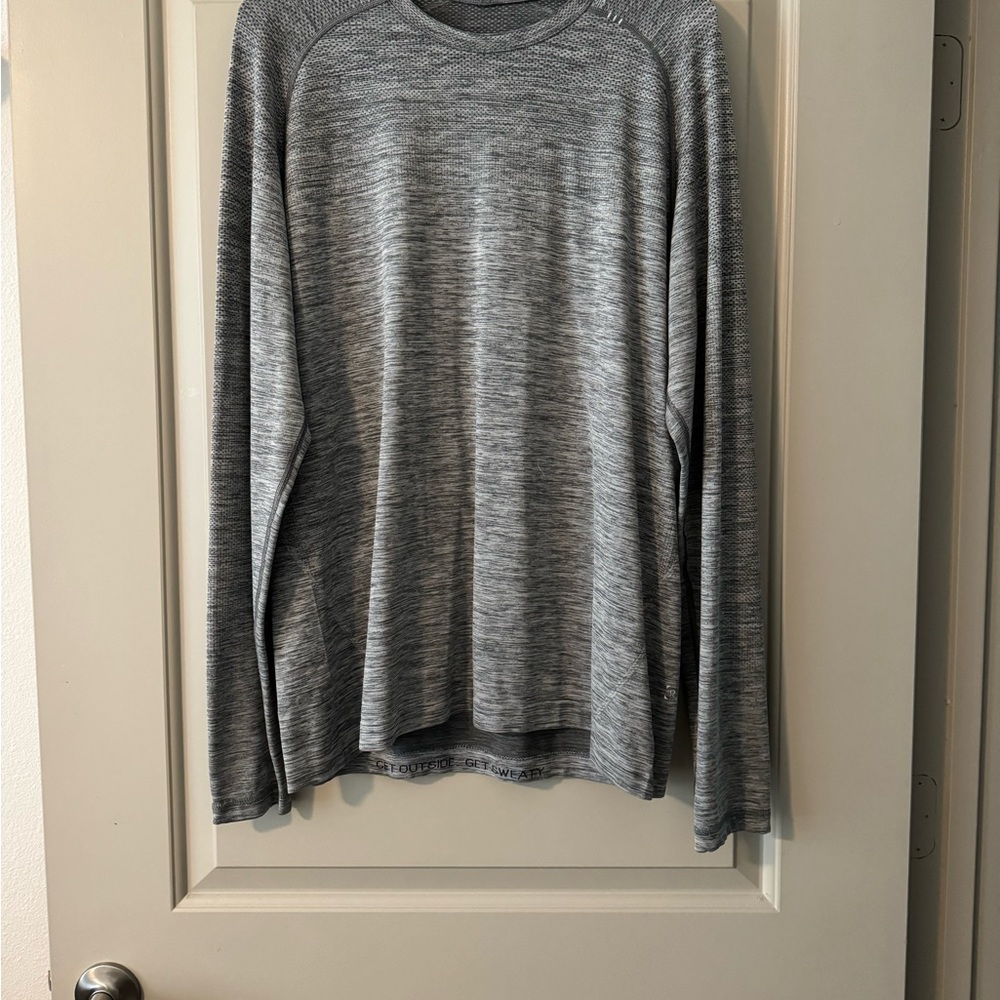 Lululemon Metal Tech Vent Long Sleeve Gray Heather Large